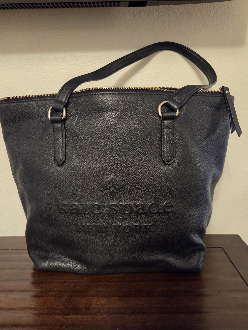 Kate Spade Larchmont Avenue Penny Black Pebbled Leather Tote Bag